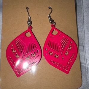 Chic Pink Leaf Earrings